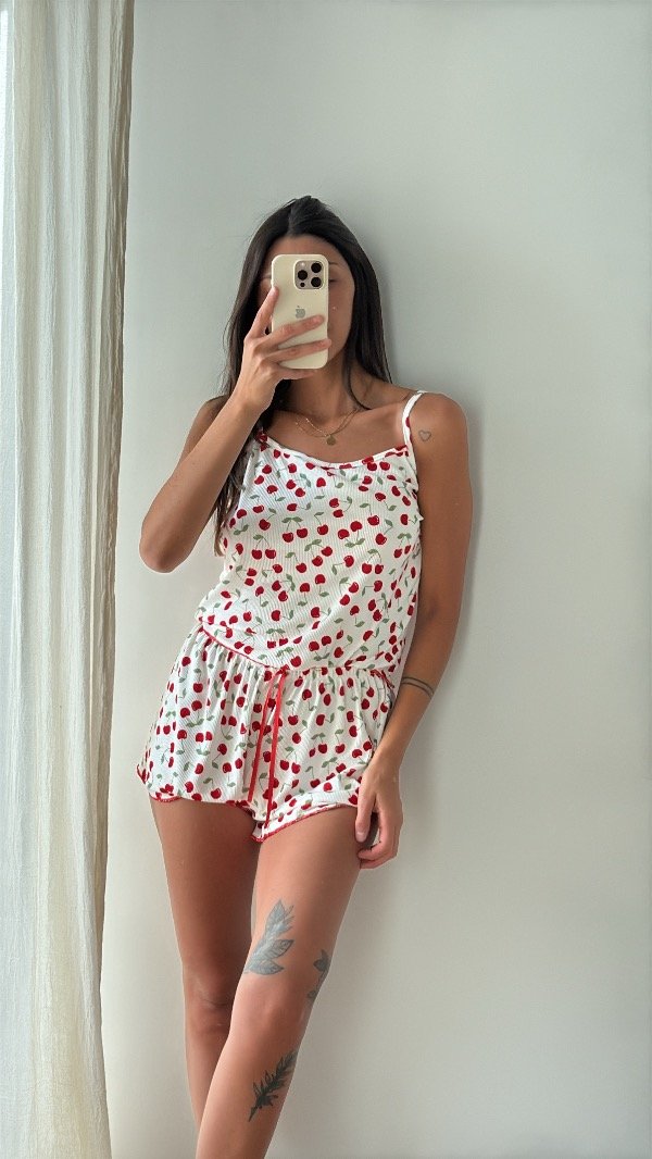 Producto - Pijama CEREZA