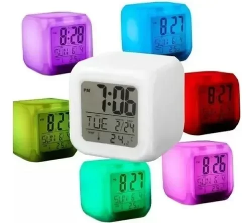 Producto - reloj despertador digital cubo luz led cambia color MC8817