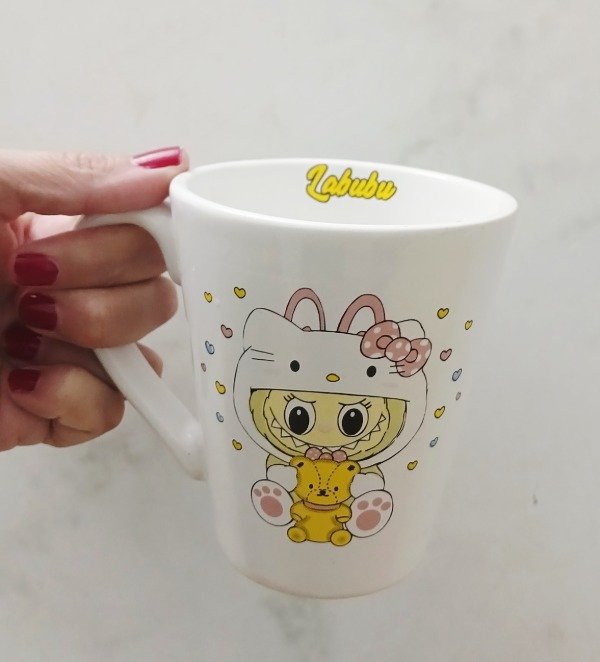 Producto - Taza cónica Labubu