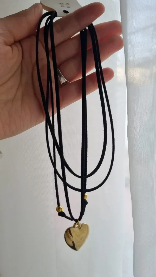 Producto - Choker gamuza corazon y bolitas doradas