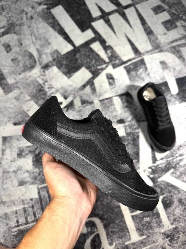 Producto - VANS Old Skool "total black" - 1