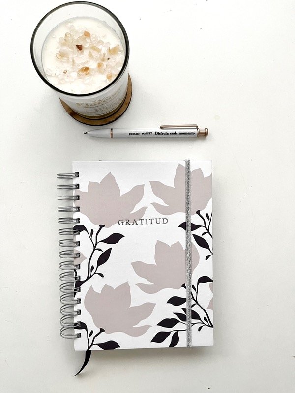 Producto - Diario de Gratitud Renacer Paz