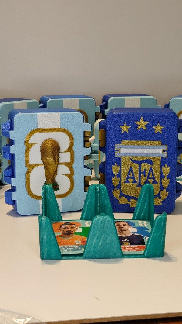 Producto - CAJA 500 FIGURITAS FUTBOL MUNDIAL