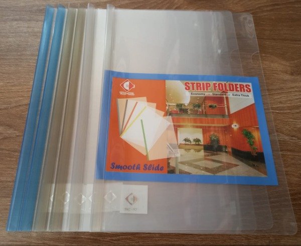 Producto - CARPETA CON VAINA THE PEL