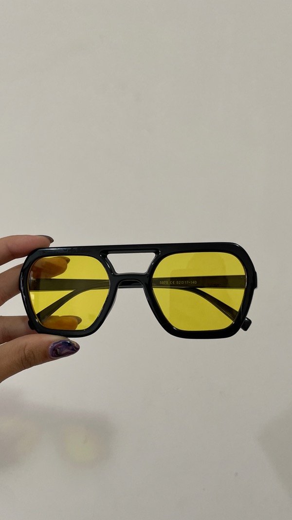 Producto - Doré negro y amarillo