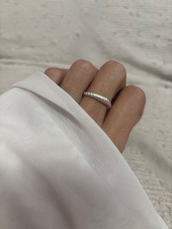 Producto - Anillo Medio Calado Acero Blanco