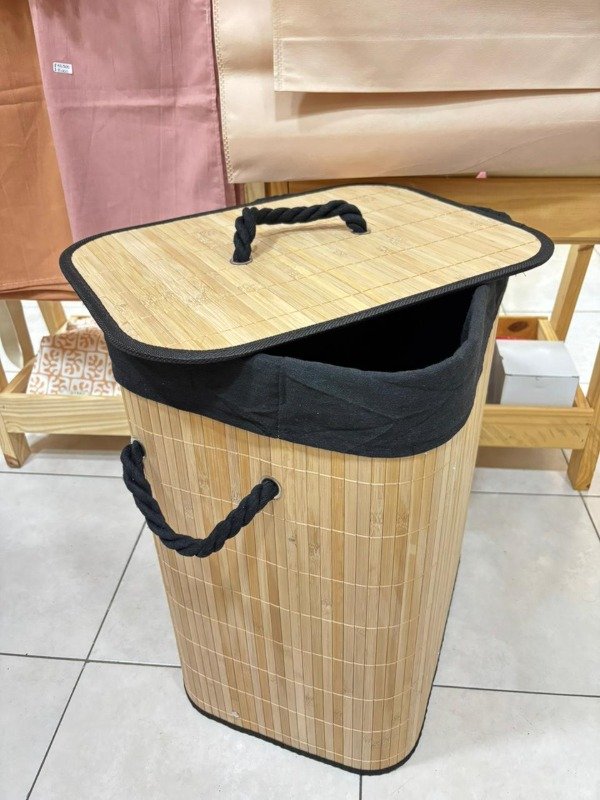 Producto - CESTO CON TAPA DE BAMBU