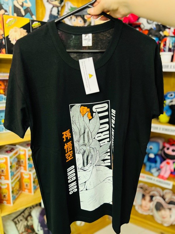 Producto - Remera Kakaroto color negra