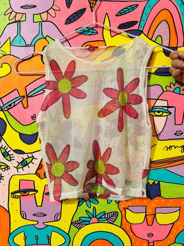 Producto - Musculosa Microtul - Margaritas