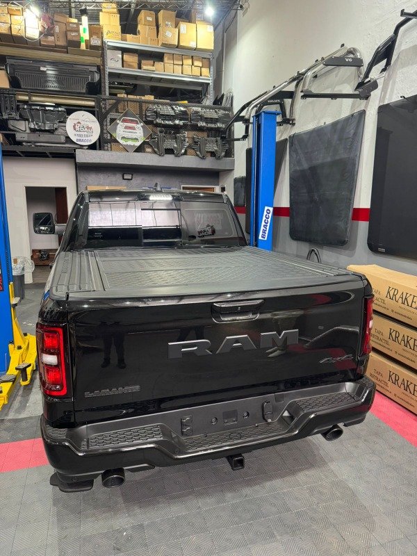 Producto - Tapa plegable y deslizable Ram 1500