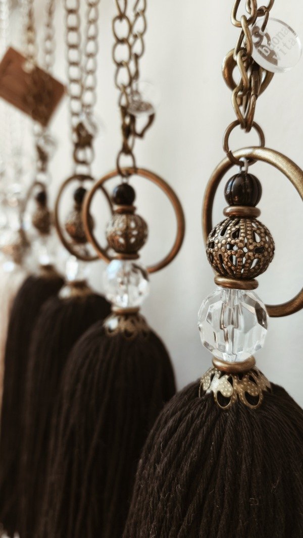 Producto - Borla Cairel (negro)