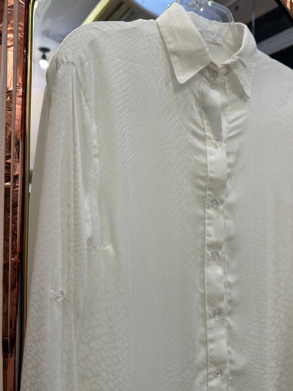 Producto - Camisa seda labrada