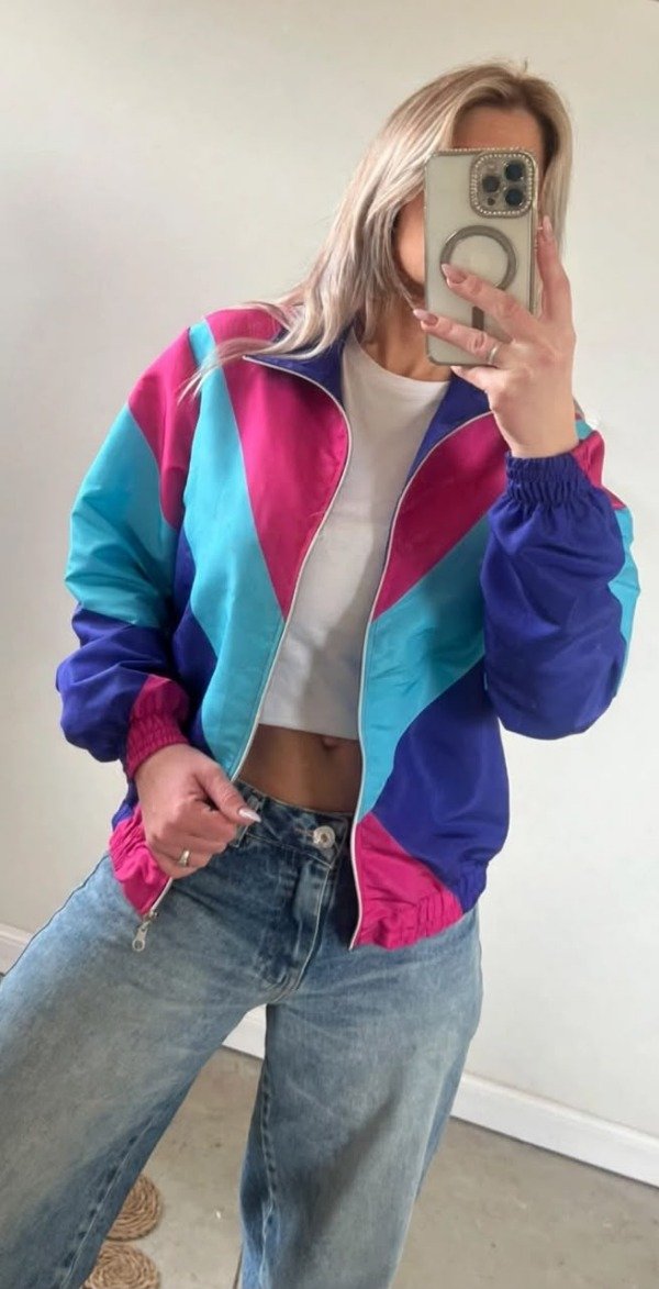 Producto - EXCLUSIVO ONLINE - Campera Retro
