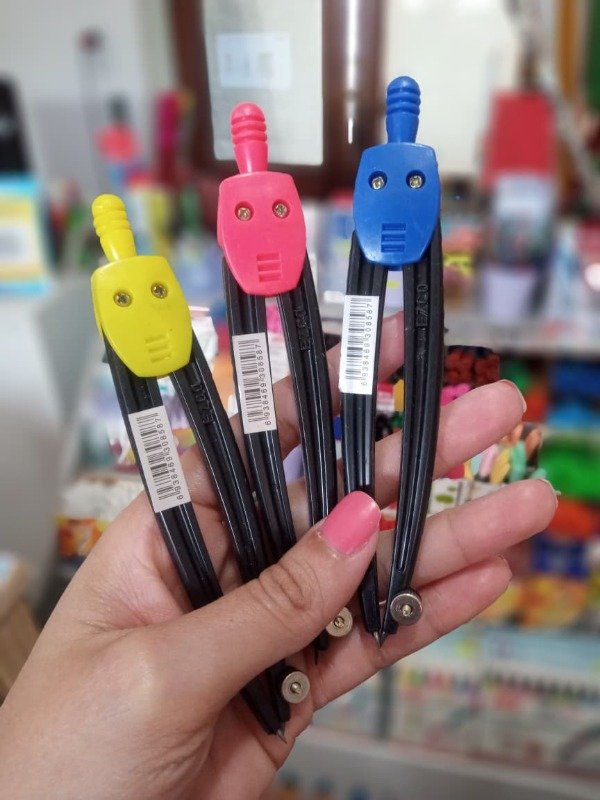 Producto - Compas Ezco Plastico