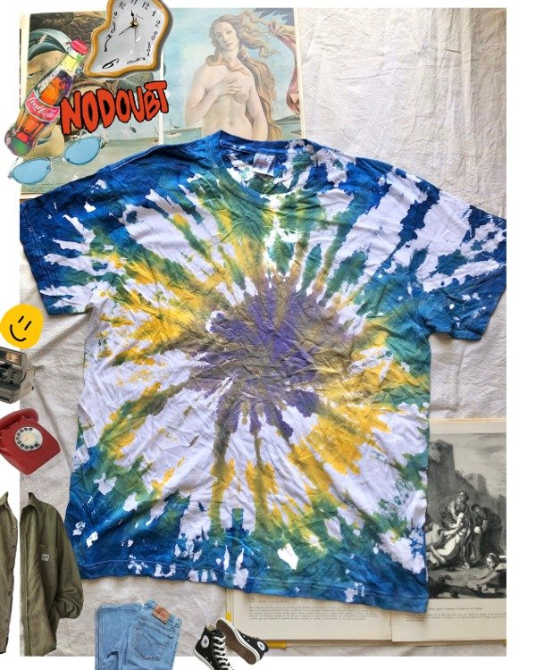 Producto - Remera batik 1990s (L)