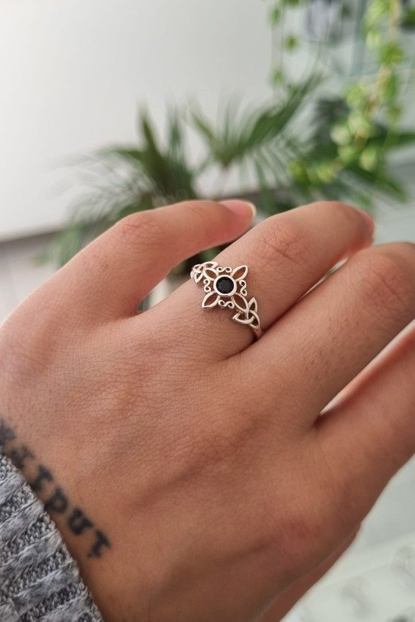 Producto - Anillo Nudo de Bruja - 0