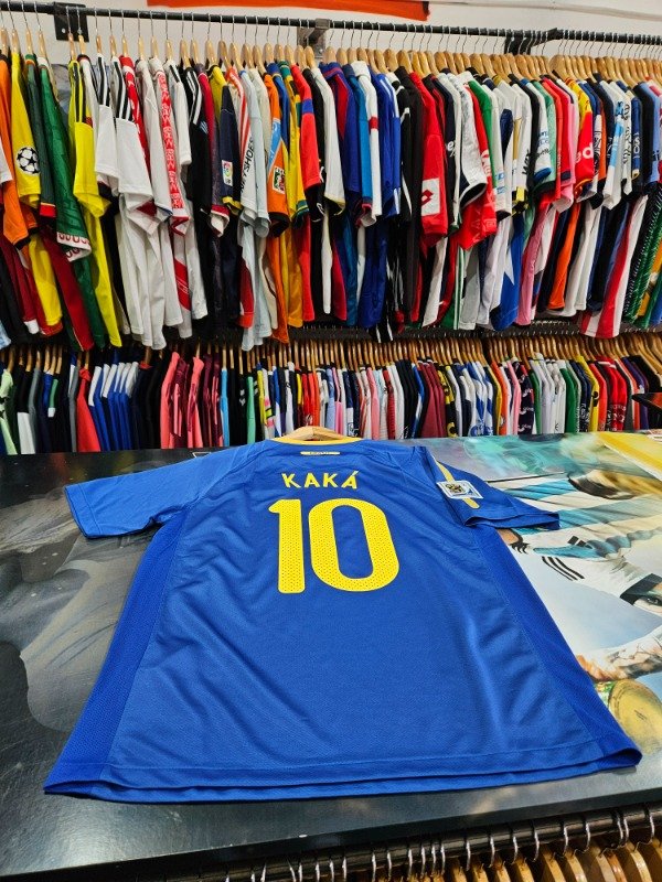 Producto - Camiseta Brasil Kaka