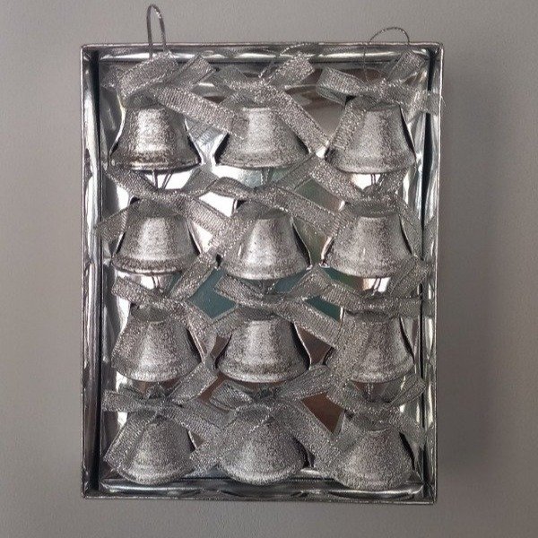 Producto - CAMPANITAS PLATEADAS