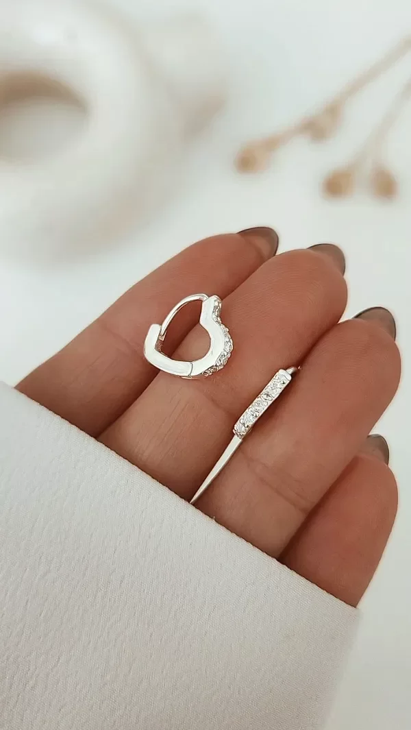 Producto - Argollas 1,4cm forma corazón cubic P925