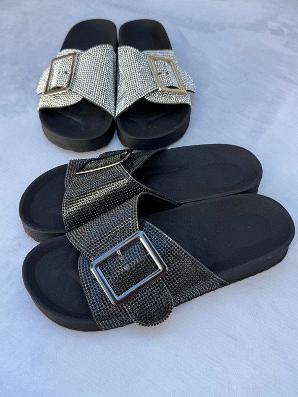 Producto - TRINA SHINE negro