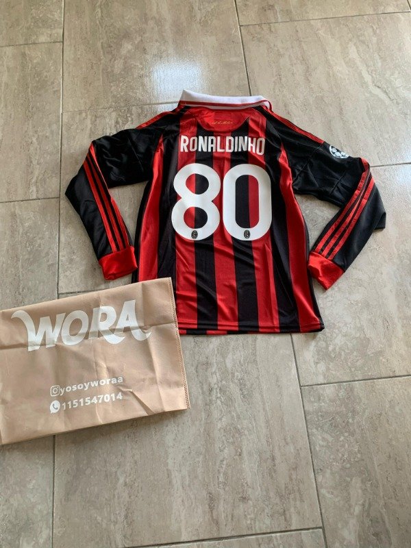 Milán ML Ronaldinho — imagen 2