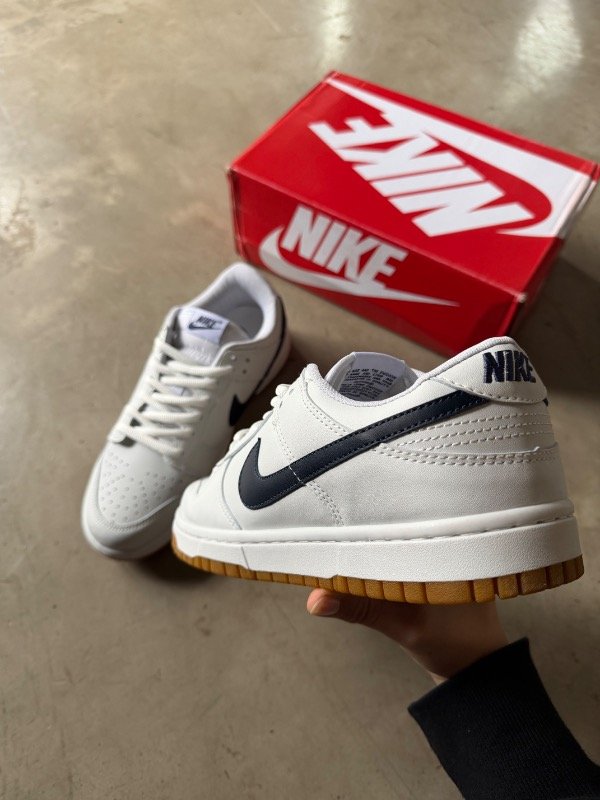 Producto - NIKE DUNK LOW RETRO - 4