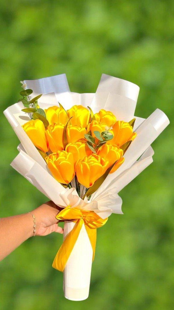 Producto - Ramo de 1 docena de Tulipanes eternos