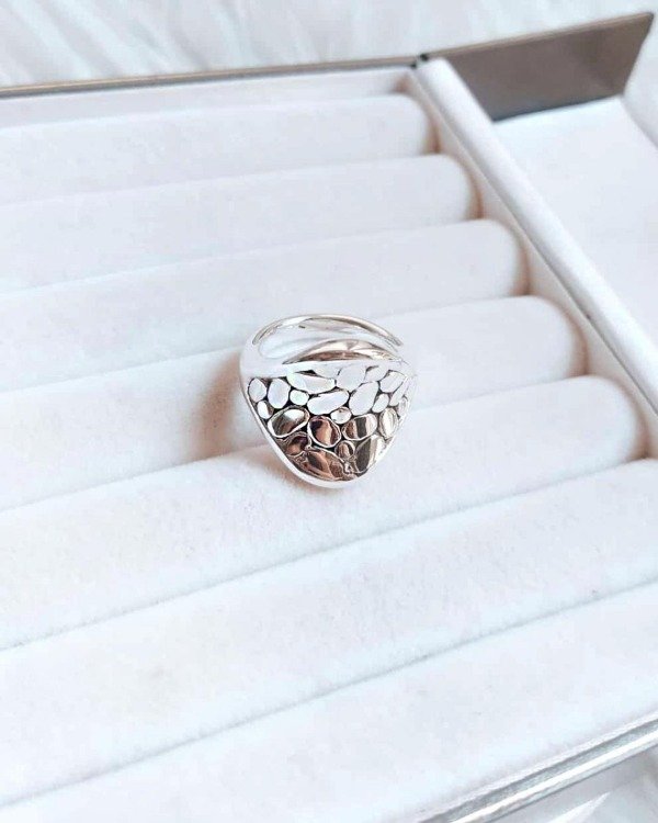 Producto - Anillo de Plata 925 - Inflado - Lunares