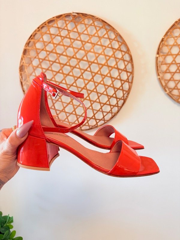 Producto - Sandalias charol sivyl V