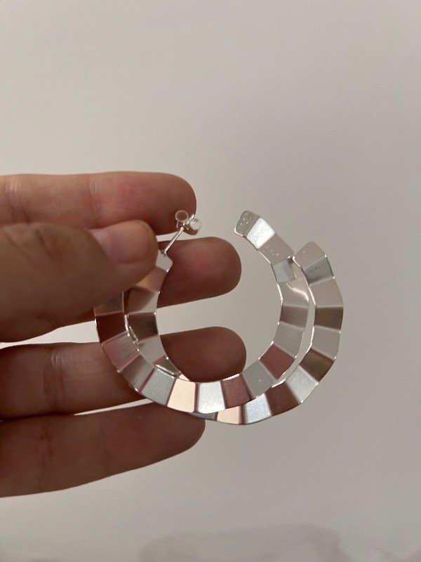 Producto - Par de Aros acero blanco ondulado grande