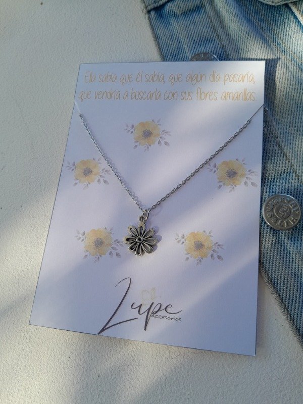 Producto - Cadenita flor amarilla 6