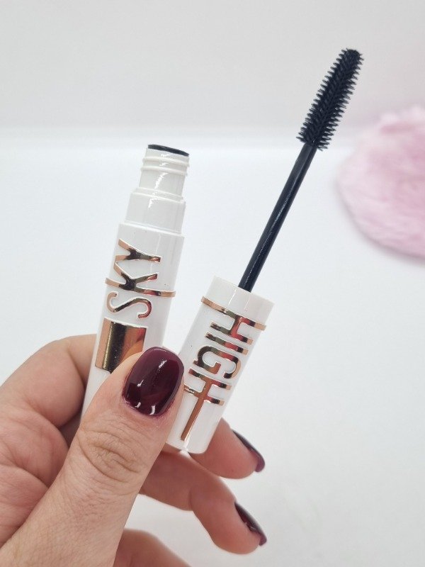 Producto - Mascara de pestañas sky high eco blanca