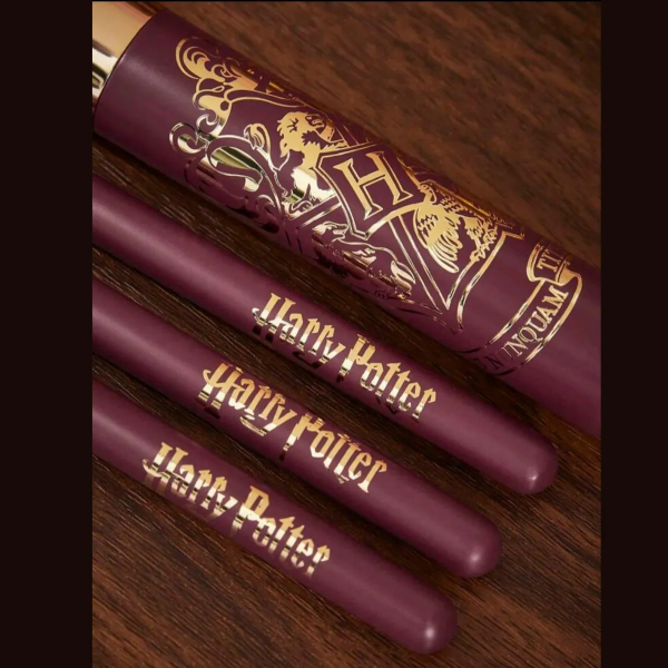Producto - Set Brochas Maquillaje Harry Potter Lic Oifical Hogwarts bordó - 2