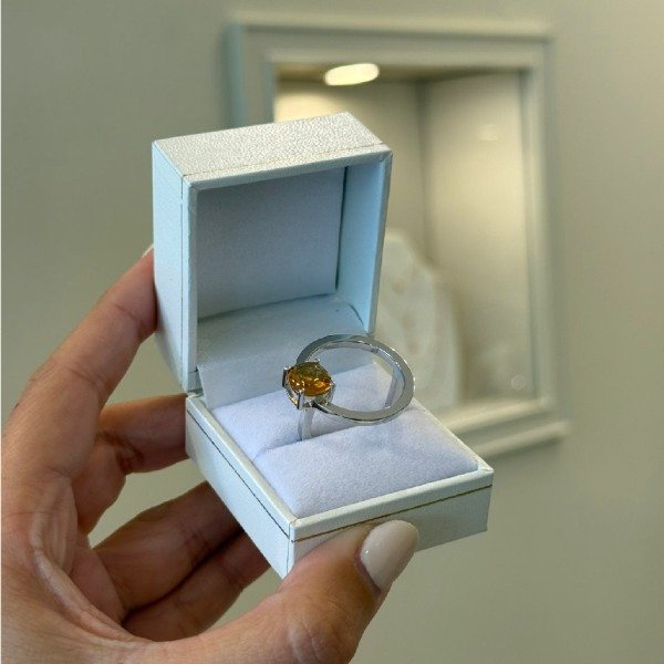 Producto - Sortija en plata con citrino I Roundtrip