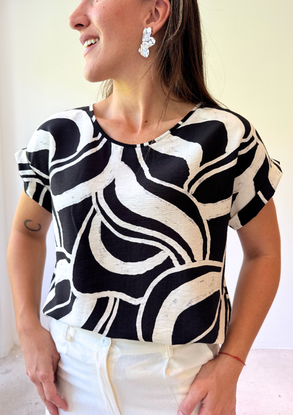 Producto - Blusa CALA - Circulos Negros