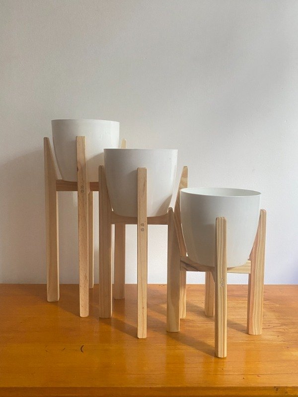 Producto - Pack Pies de Madera + Macetas Premium