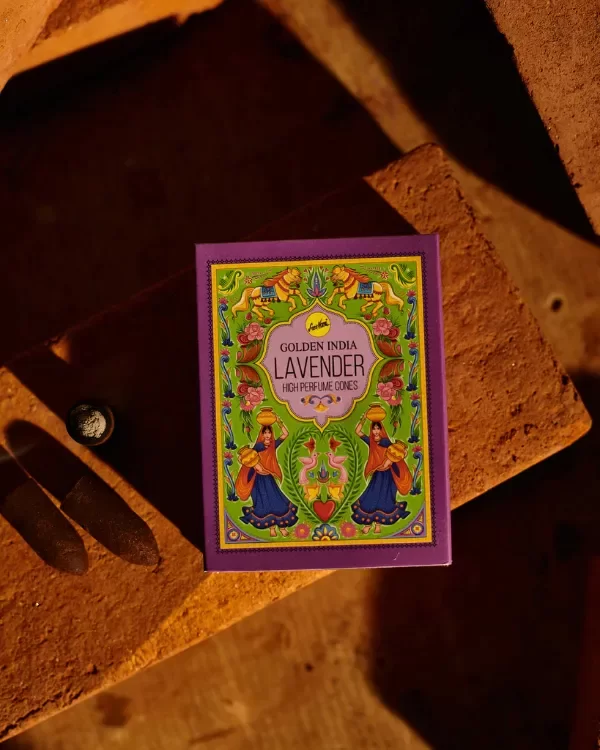 Producto - Incienso conos cascada- Golden India