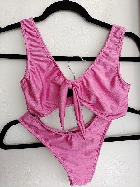 Producto - Bikini. Top regulable  + Colaless  MODELO 7