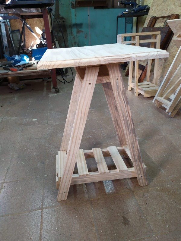 Producto - Mesita Matera con Doble Función