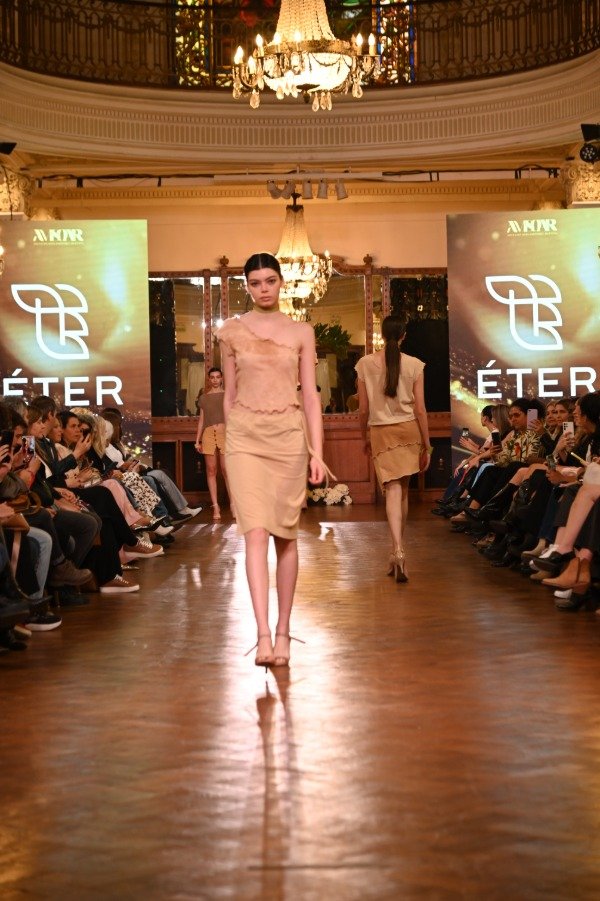 Producto - Musculosa Lore