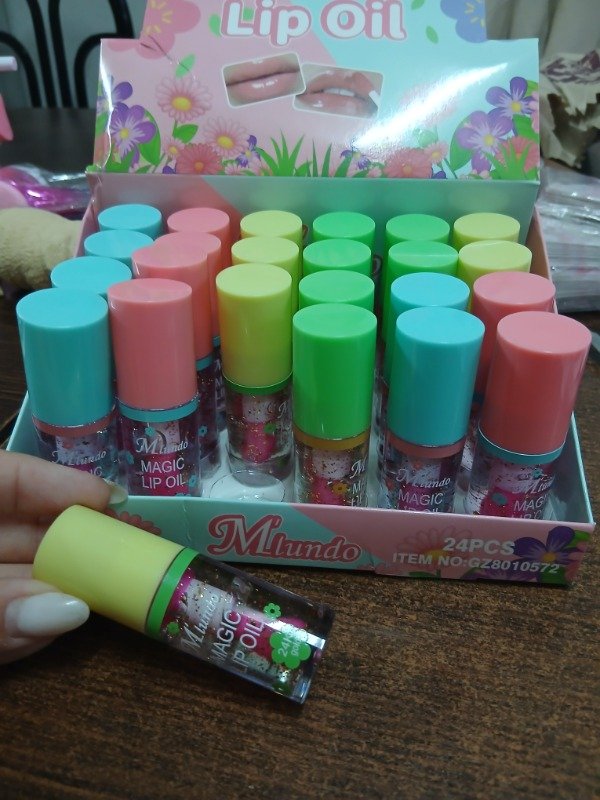 Producto - Gloss miundo lip oil con gliter