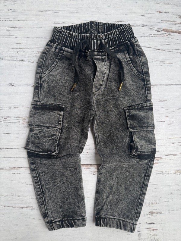 Producto - Jean Jogger elastizado Gris