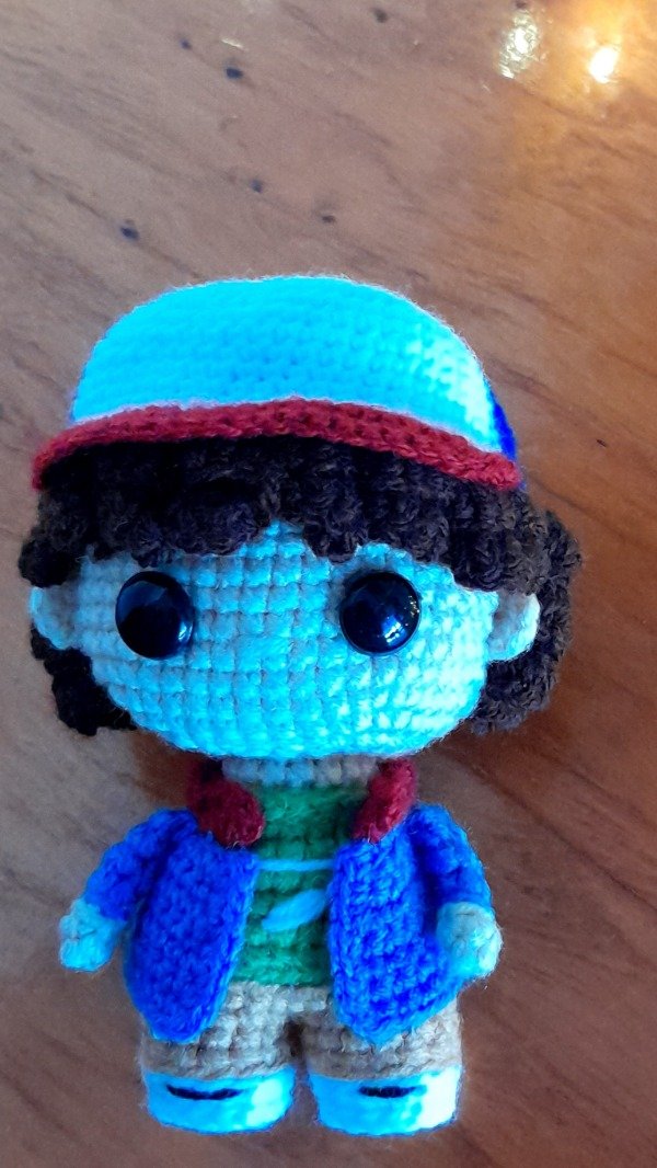 Producto - Dustin, Llaveros con Historia