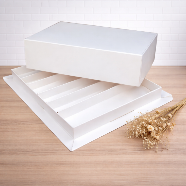 Producto - Caja degustación con 6 divisiones 25x20x6 - ideal petit fours