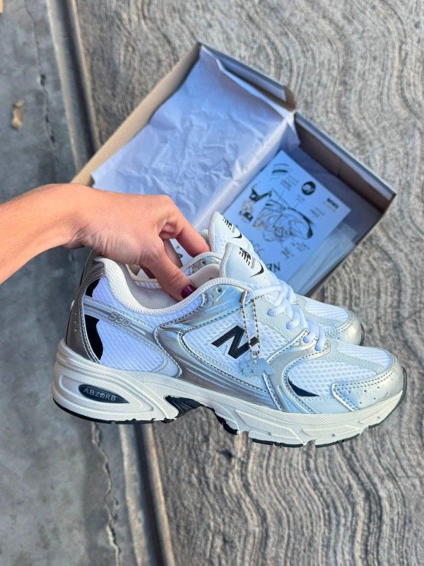 Producto - New Balance 530 White / Silver