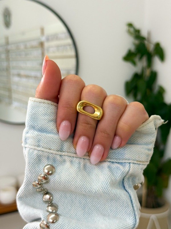 Producto - Anillo bañado en oro gota inflada calada