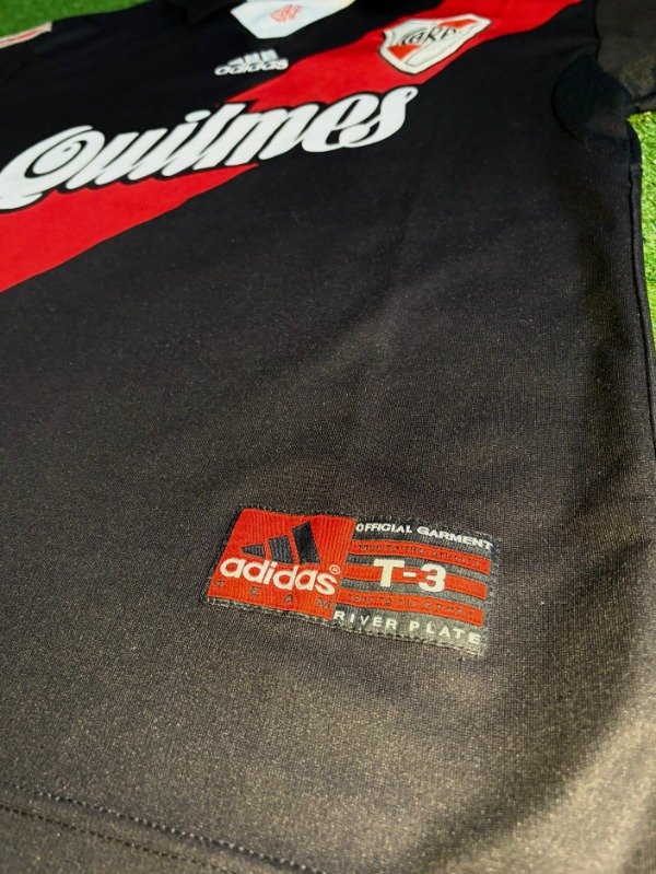 Camiseta Alternativa 1999 — imagen 5
