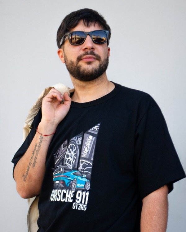 Producto - Remera de hombre negra (Porsche 911)