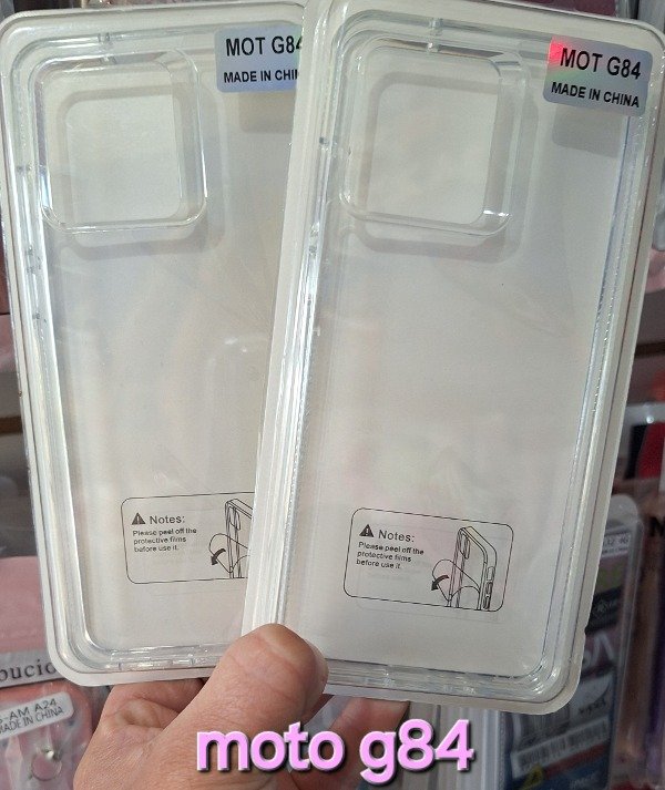 Producto - Fundas transparente reforzadas. Moto g84