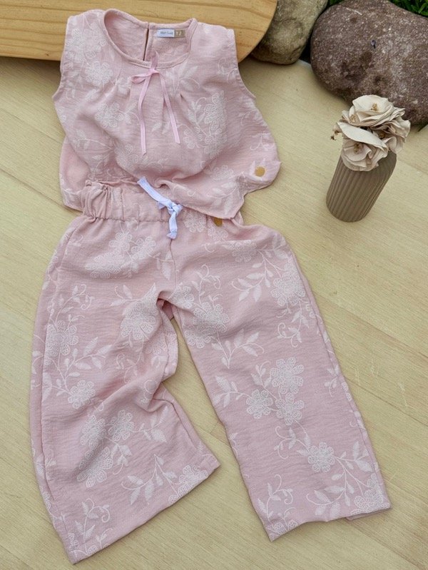 Producto - Conjunto Bordado Rosa